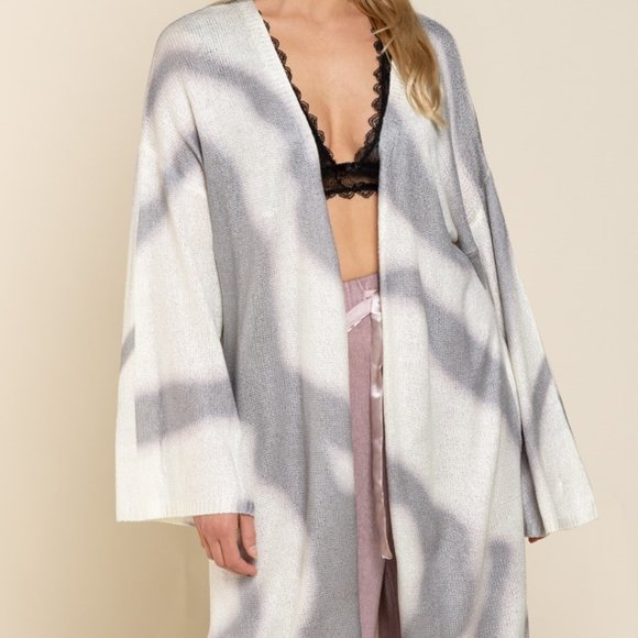 Last One!  5 ⭐️‘s!!  NWT POL Printed Hand Dipped Sweater Kimono Small - Picture 12 of 13